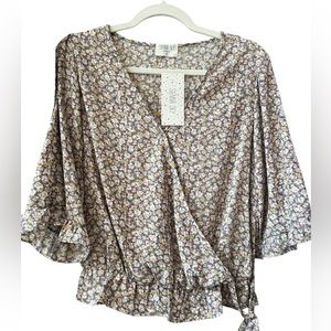 Puff sleeve blouse